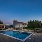 Countryside In With Private Pool