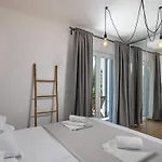 Countryside In With Private Pool Vila