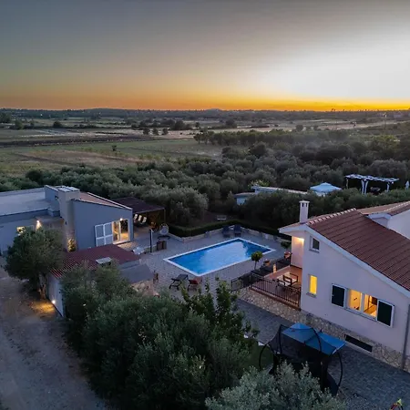 Countryside In With Private Pool
