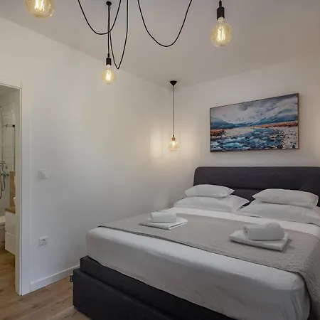 Vila Countryside In With Private Pool