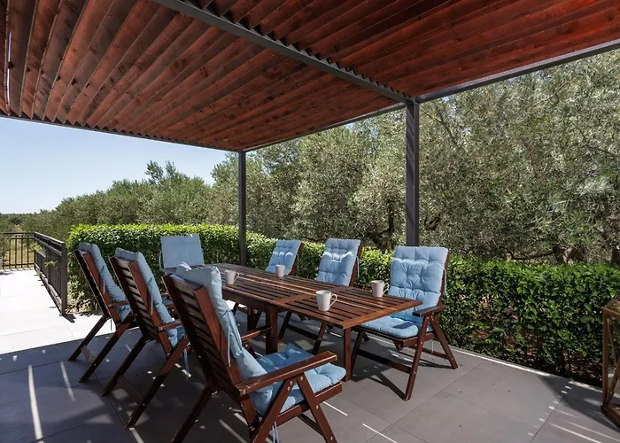 Вилла Countryside In With Private Pool