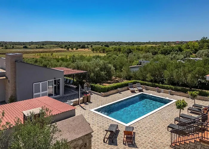 Countryside In With Private Pool Вилла Polaca