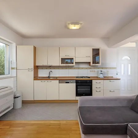 Countryside In With Private Pool *