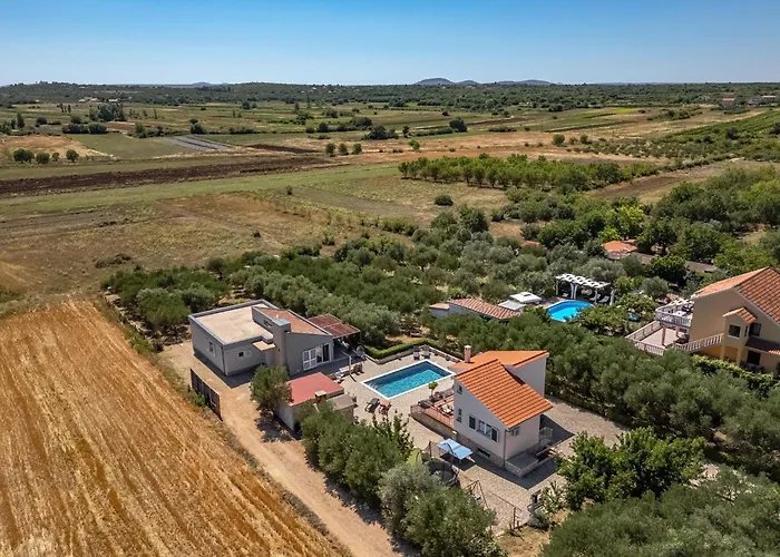 Villa Countryside In With Private Pool